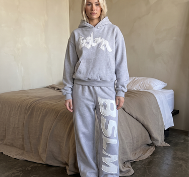 PATCHED SWEATPANTS CONCRETE